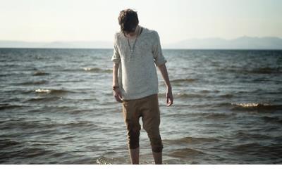 一个人孤独一路走来的辛酸句子