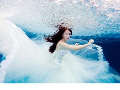 形容一个人孤独无助迷茫的句子