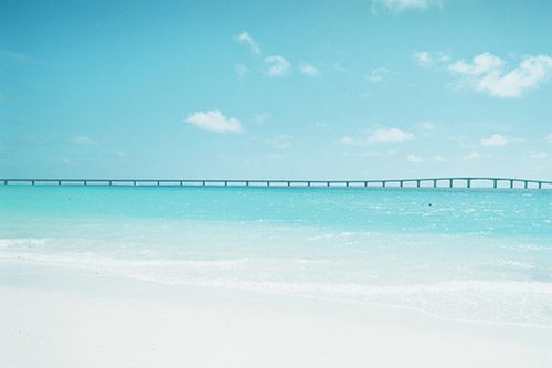 一个人看海的优美句子 看海的心情一句话(37句)