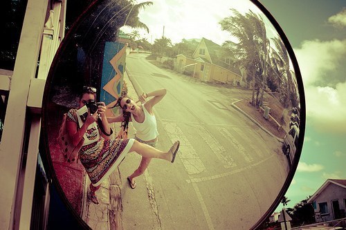 形容人心险恶的句子 讽刺人性丑陋的经典句子(57句)