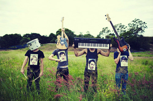 形容共患难有哪些暖心的句子？(126句)