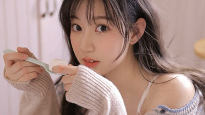 做你的女王情侣微信昵称