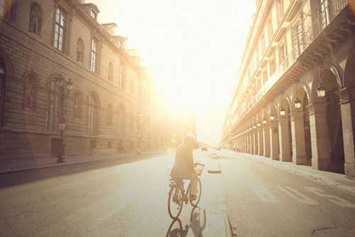 2023小暑发朋友圈的句子 2023年夜饭朋友圈(精选72句)