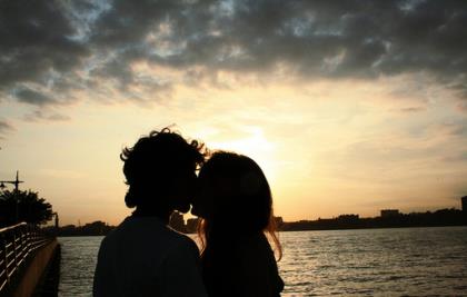 qq说说带图片关于学校