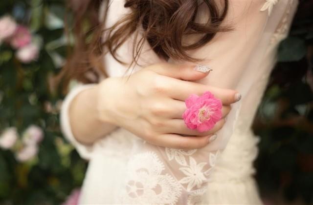 描述一瞬间的句子短句(汇总70句)