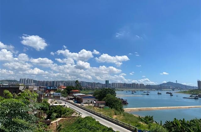 描写草原的句子(15句)