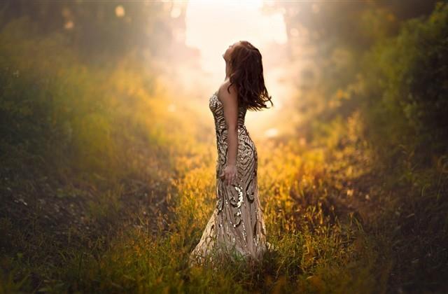 一秒泪崩的网名(207个)