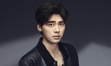 男人大气沉稳的网名大全，大气有格局的微信名