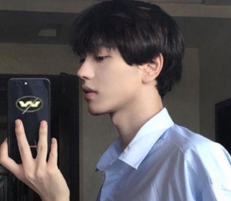 2025年简单的形容伤感的句子41条