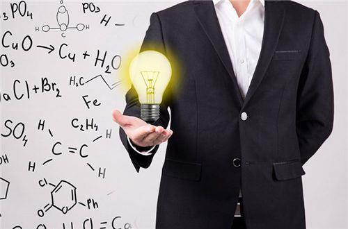 适合秋天树叶发朋友圈的句子