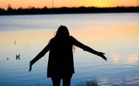 qq空间正能量的句子摘录46条