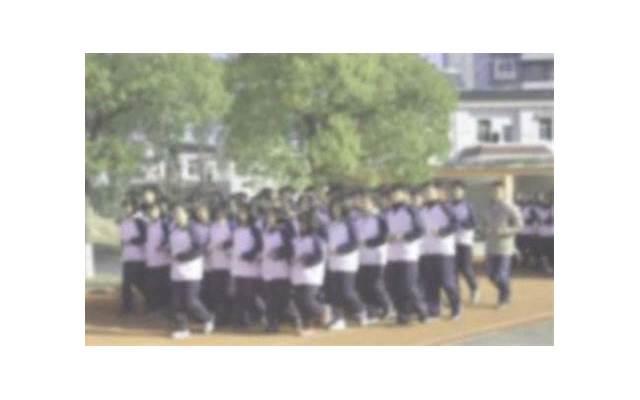  闺女简短走心的句子集合96条