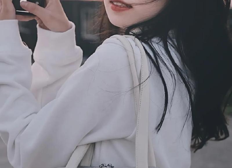 女生说忙怎么回，女生说忙死了高情商回答