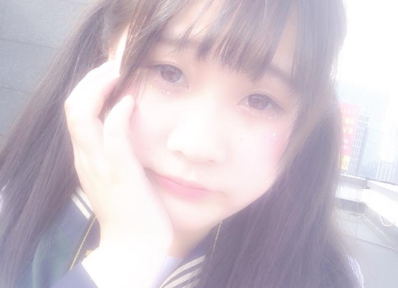 形容油菜花加美女的优美句子说说