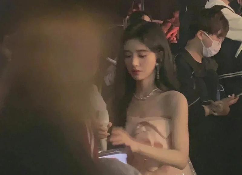 老同学聚会经典短句(老同学聚会经典短句子)