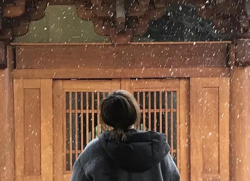  书店文案伤感短句精练100句