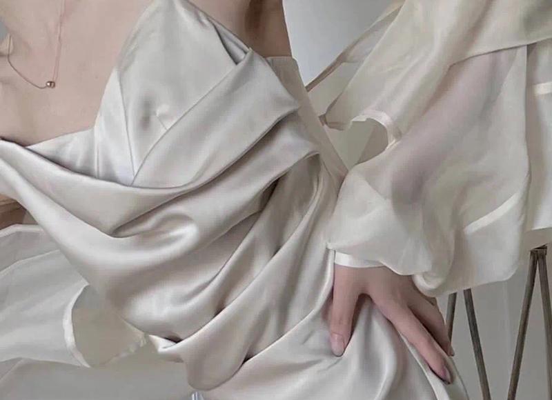 形容美女愁容的句子精选254句 形容美女愁容的句子精选254句