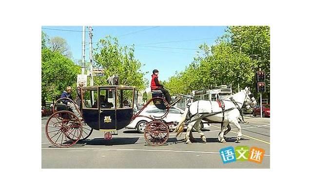 描写青花瓷形状的句子精选291句