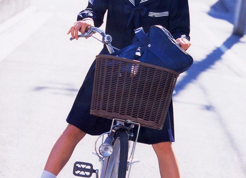 qq签名爱情经典语句(爱情句子表达心情长久)