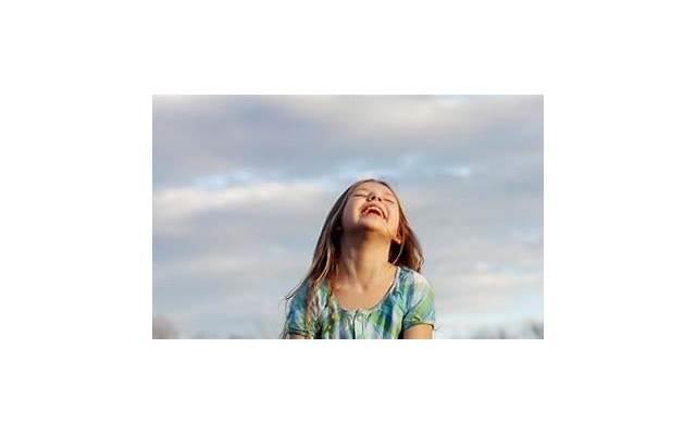 抖音文案吸引人的句子爱情简短句[关于闭嘴的土味情话]