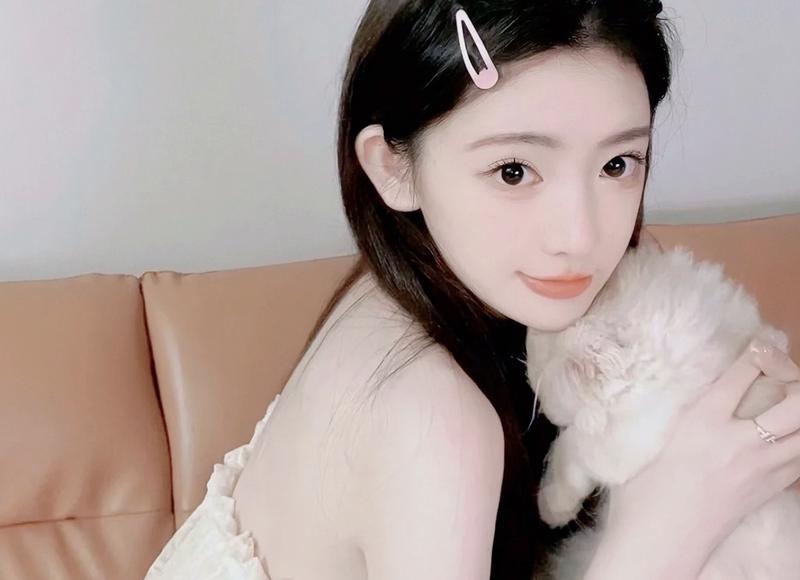 形容天空白云的唯美短句汇集96句 形容天空白云的唯美短句汇集96句