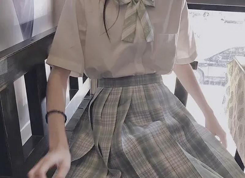 意境十足的伤感句子(77句)