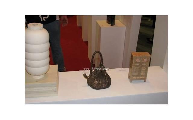 2025经典空间伤感说说：人生就像一段旅程