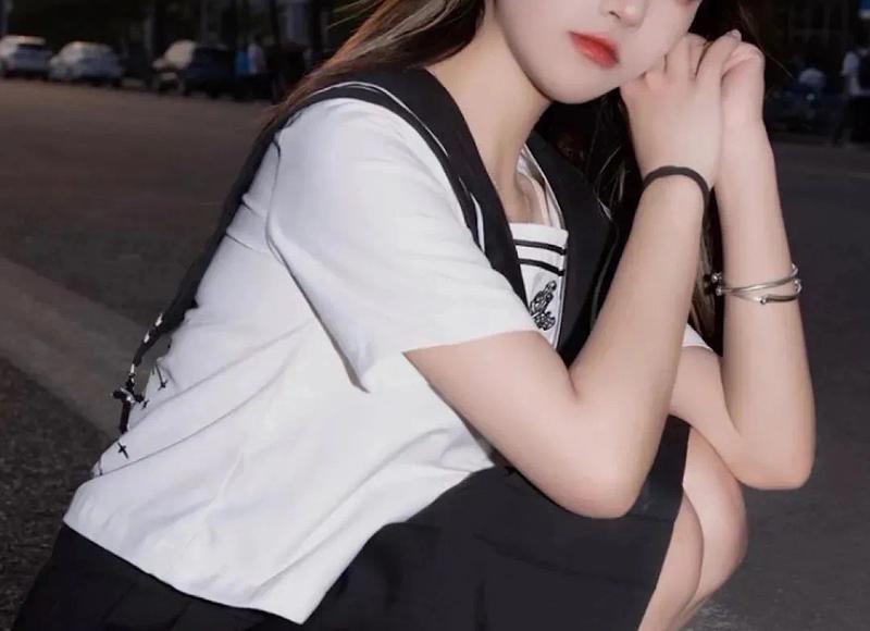  抖音晚安发圈的短句正能量集合86句