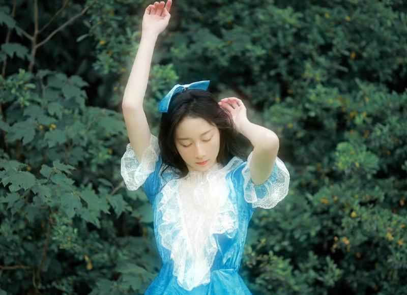  正能量美文经典短句汇编76句