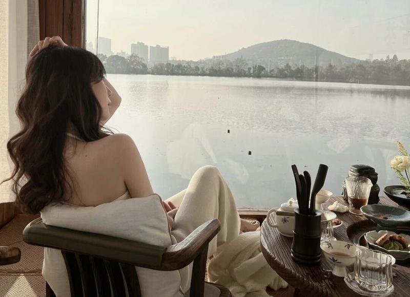  描写操场景色的句子短句汇编70句