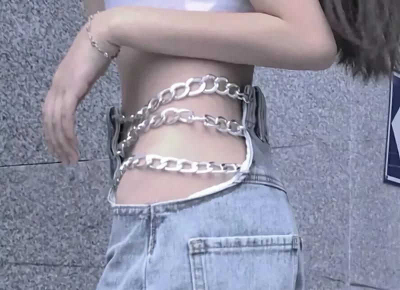 00后女生心情说说语录:每个人心里都住着一个不可能的人 00后女生心情说说语录:每个人心里都住着一个不可能的人