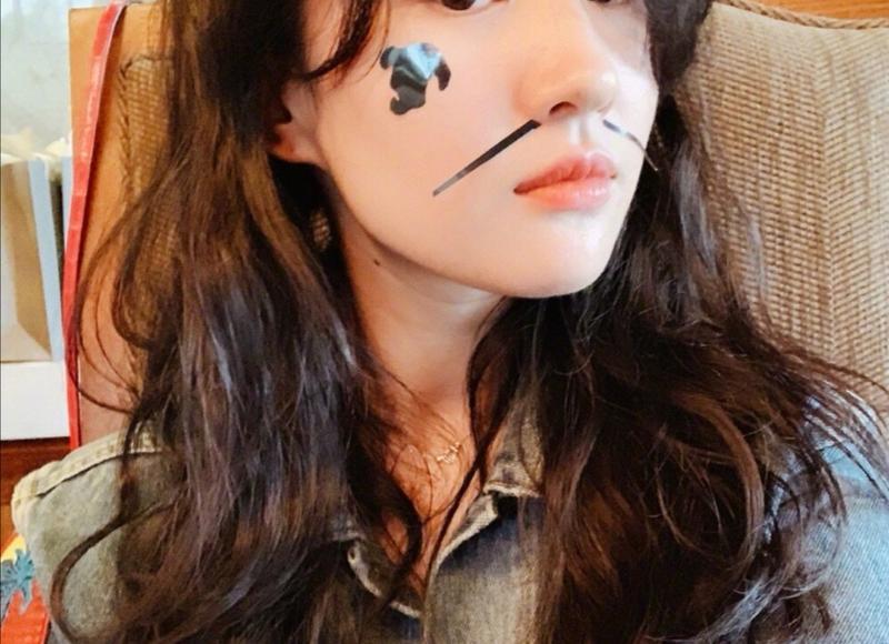 男生把朋友圈从全部改为半年