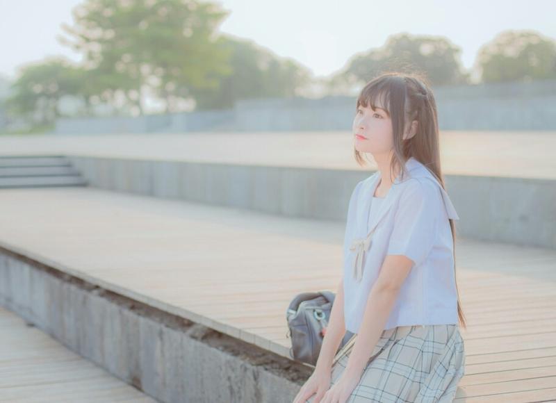 关于友谊的网络金句(友谊金句短句100条)