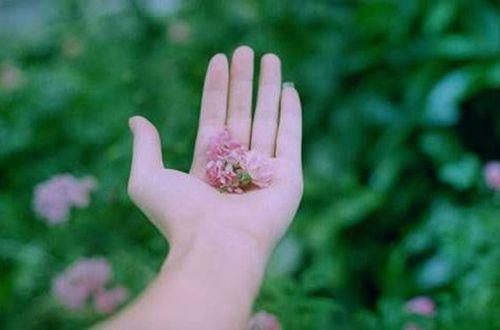 想念心痛的不开心句子