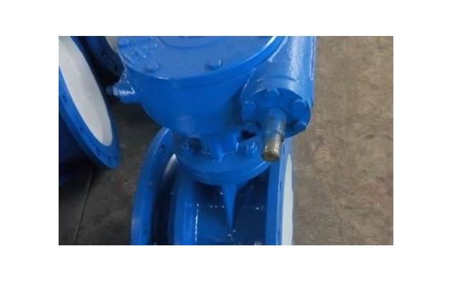 每天一句早安小情话给女友(早上发女朋友浪漫的早安情话)