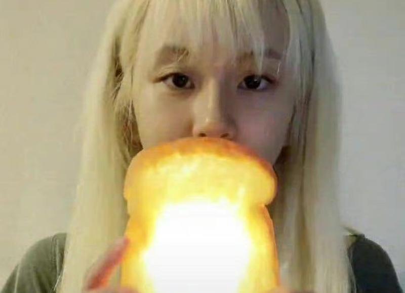 风趣幽默高情商夸女生 夸女孩好看的土味情话