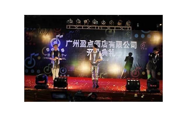 情侣之间聊污的话题正常吗? 情侣之间聊污的话题正常吗?